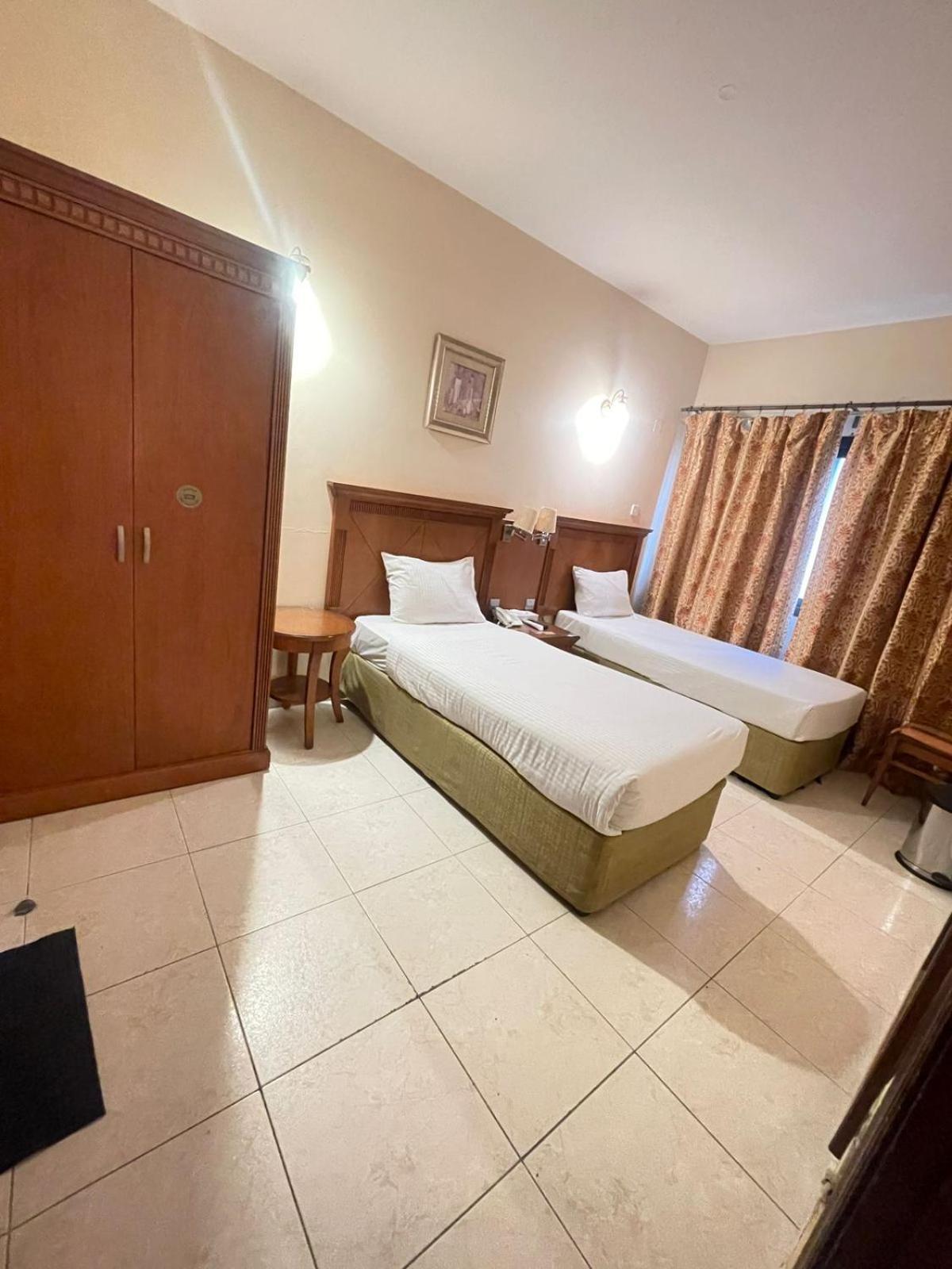 Tara Hotel Llc Dubai Dış mekan fotoğraf