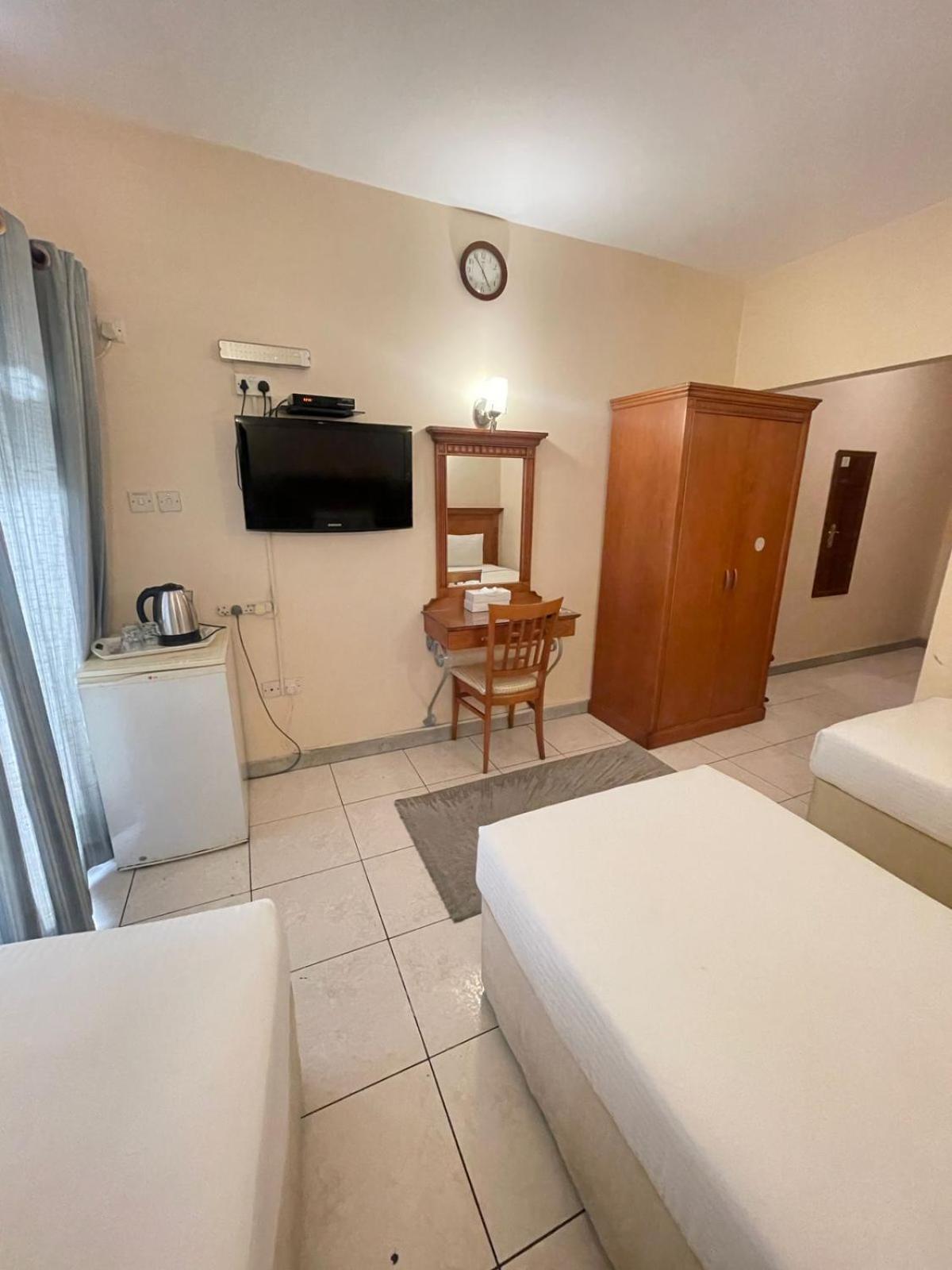 Tara Hotel Llc Dubai Dış mekan fotoğraf